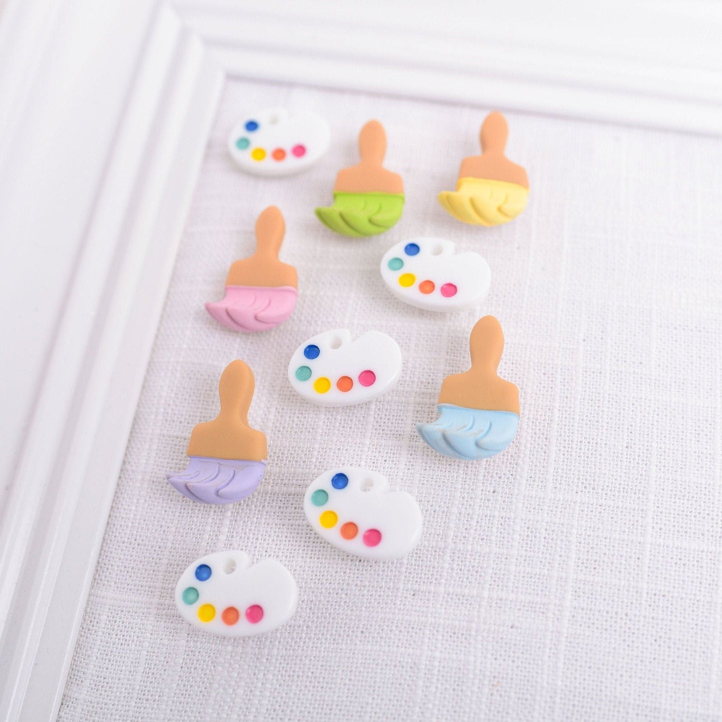 Paintbrush and Palette Push Pins- Set of 10