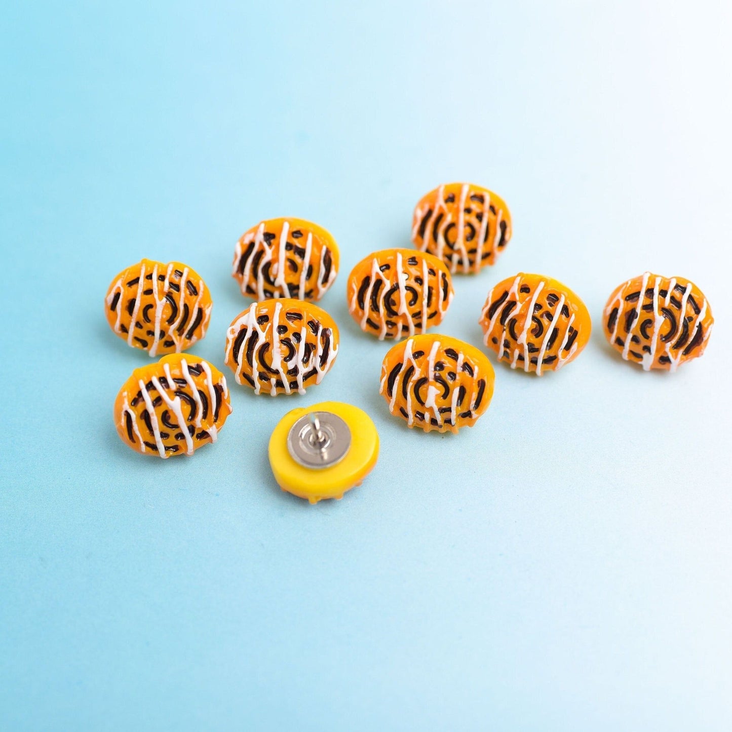 Cinnamon Bun Push Pins or Magnets- Set of 10